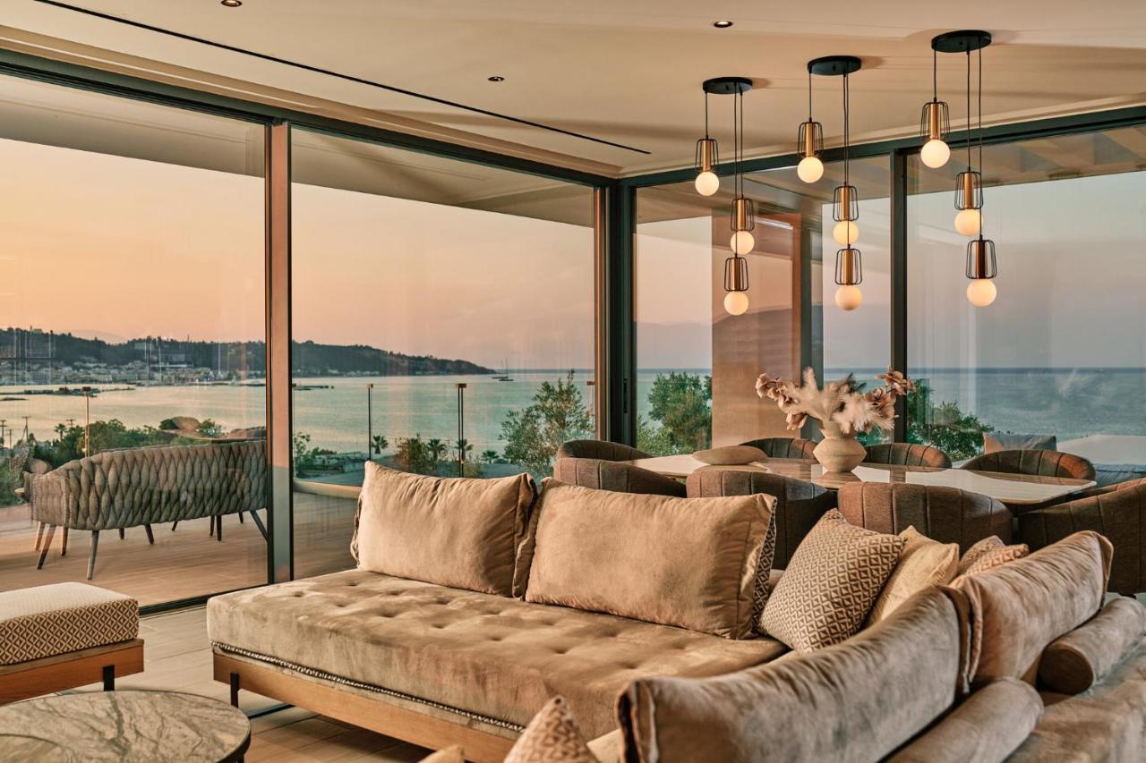 Althea Lavish Estate - Villa & Suite ไซคิย์นธอสทาวน์ ภายนอก รูปภาพ