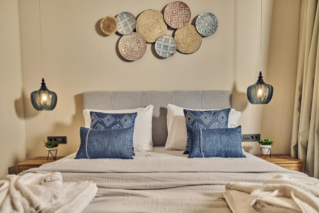 Althea Lavish Estate - Villa & Suite ไซคิย์นธอสทาวน์ ภายนอก รูปภาพ