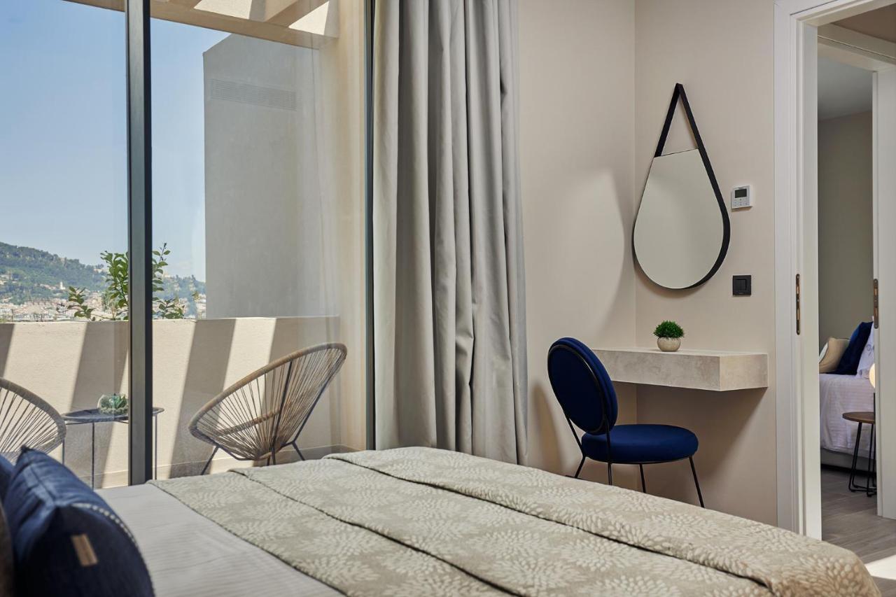 Althea Lavish Estate - Villa & Suite ไซคิย์นธอสทาวน์ ภายนอก รูปภาพ